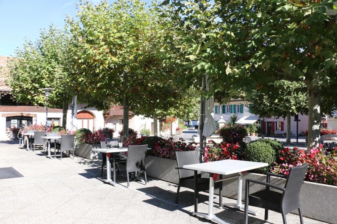 Auberge Au Lion D'Or Tannay Exterior foto